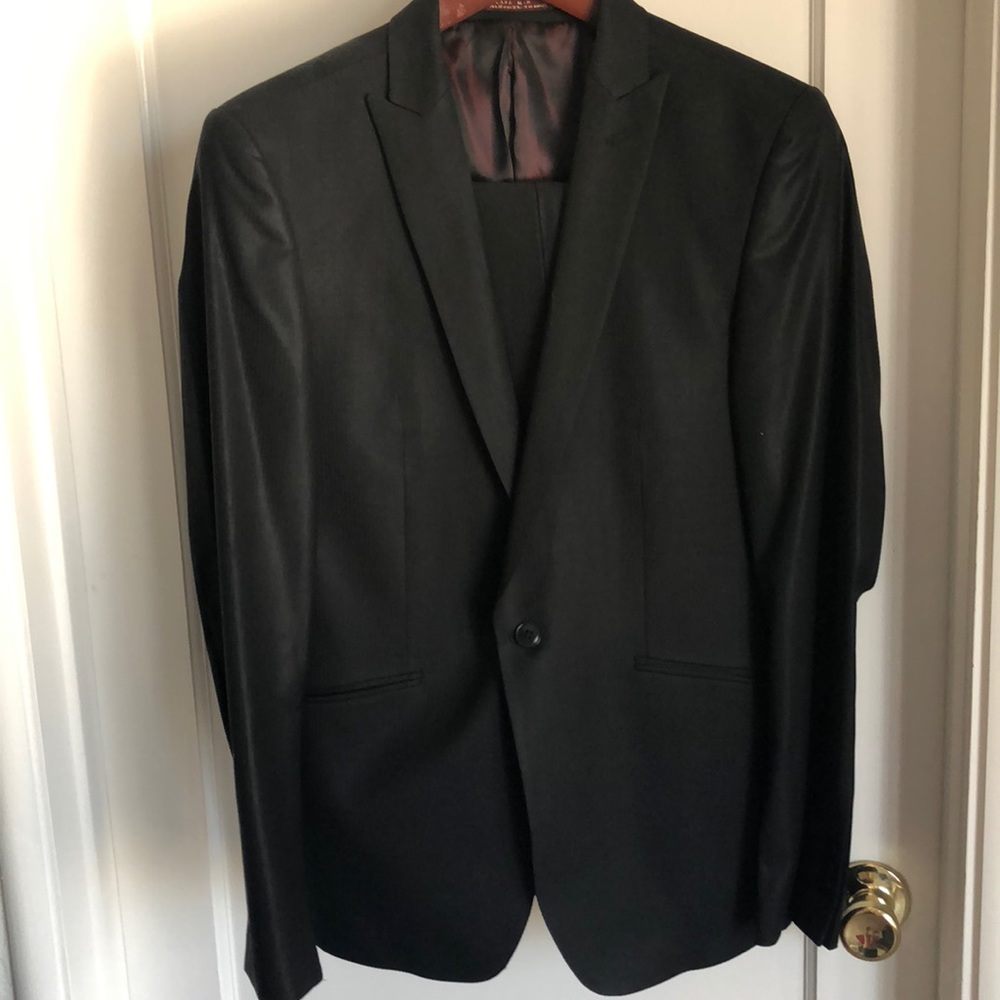 Zara Man suit